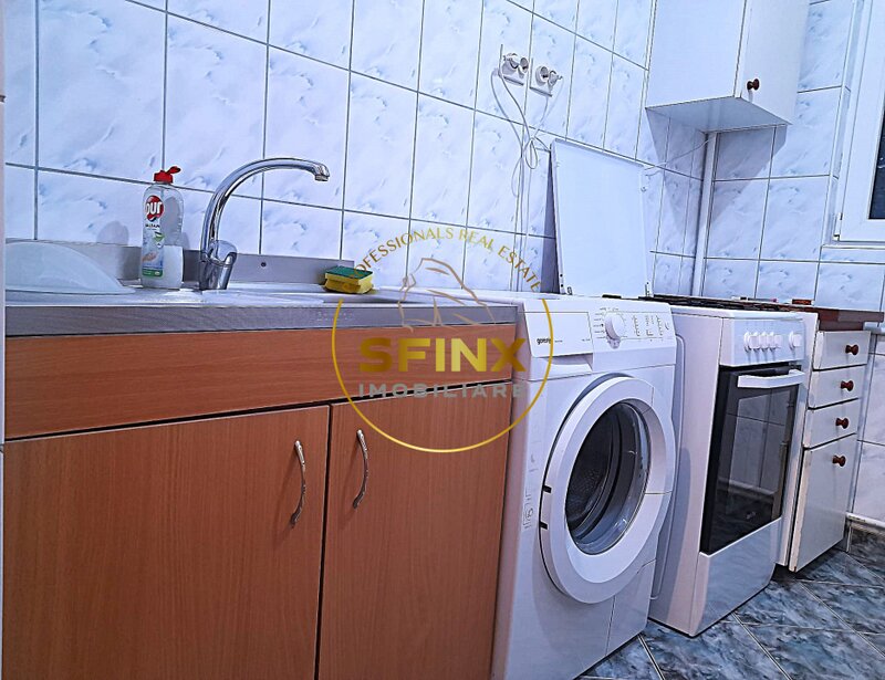 Dristor, langa metrou, 2 camere cochete, luminoase.