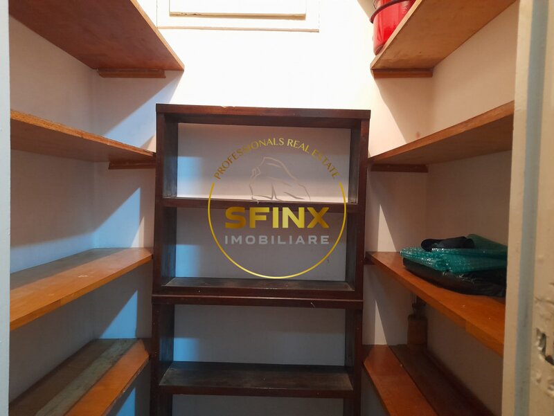 Dristor, langa metrou, 2 camere cochete, luminoase.